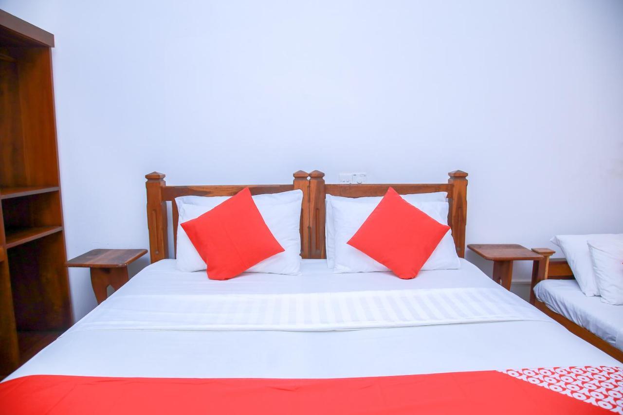 Surf Sea Breeze Hotell Mirissa Rom bilde